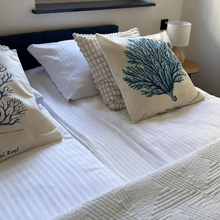 Marina 公寓 卡尔维亚