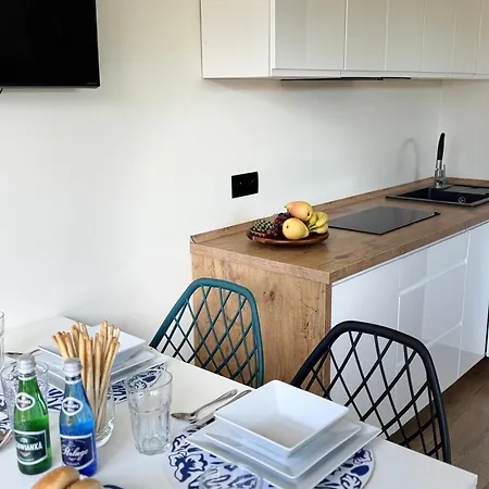 Marina アパート *